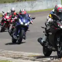 Galleri foto Galeri Foto: Launching Yamaha All New R15 Plus, Aksi Maverick Vinales di Sentul