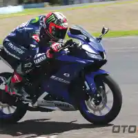 Galleri foto Galeri Foto: Launching Yamaha All New R15 Plus, Aksi Maverick Vinales di Sentul