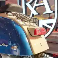 Galleri foto GALERI: Skuter Berpenampilan Klasik Royal Alloy TG300 Galleri foto GALERI: Skuter Berpenampilan Klasik Royal Alloy TG300