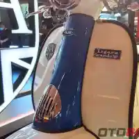 Galleri foto GALERI: Skuter Berpenampilan Klasik Royal Alloy TG300 Galleri foto GALERI: Skuter Berpenampilan Klasik Royal Alloy TG300