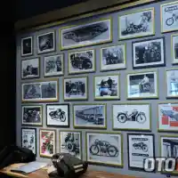 Galleri foto Galeri : Showroom Ekslusif Royal Enfield Indonesia
