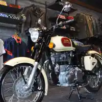 Galleri foto Galeri : Showroom Ekslusif Royal Enfield Indonesia