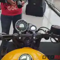 Galleri foto GALERI: Motor Retro Cruiser Royal Enfield Meteor 350 (20 Foto)