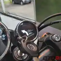 Galleri foto GALERI: Motor Retro Cruiser Royal Enfield Meteor 350 (20 Foto)