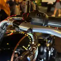 Galleri foto FOTO: Royal Enfield Classic 350, Tetap Ikonik dengan Teknologi Modern