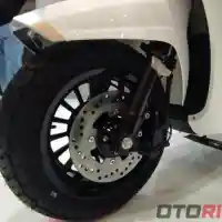 Galleri foto GALERI: MBP SC125RE, Skuter Klasik Bergaya Eropa