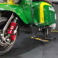 Galleri foto FOTO: Scomadi Turismo Technica 200w “Frank Sanderson”, Skuter Bergaya Balap