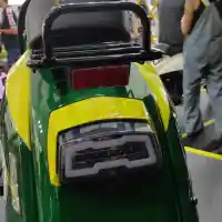 Galleri foto FOTO: Scomadi Turismo Technica 200w “Frank Sanderson”, Skuter Bergaya Balap