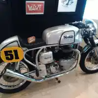 Galleri foto Galeri Foto: Sekepal Aspal 2015 Dibanjiri Motor Custom, Dihadiri Selebritis