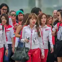 Galleri foto Galeri: Umbrella Girls Litar Sepang Turunkan Tensi Kompetisi