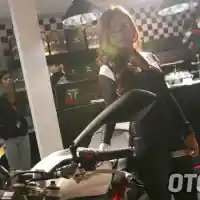 Galleri foto Gadis-Gadis Auto Show 2015