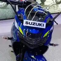 Galleri foto GALERI: Suzuki Gixxer SF 250, Tampil Tajam dan Sporty