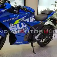 Galleri foto GALERI: Suzuki Gixxer SF 250, Tampil Tajam dan Sporty