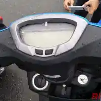 Galleri foto Intip Suzuki Swish 125, Paddock Bike Alex Rins dan Joan Mir