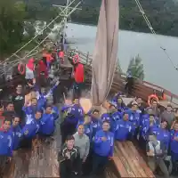 Galleri foto Galeri Foto: Turing Bandung-Ciwidey Bareng Motor Honda 150 cc