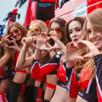 Galleri foto Galeri: Paddock Girls MotoGP Brno 2015 Galleri foto Galeri: Paddock Girls MotoGP Brno 2015