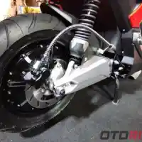 Galleri foto GALERI: Motor Petualang Kota, United TX1800