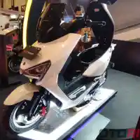 Galleri foto GALERI: United TX3000, Motor Listrik Segala Medan