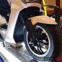 Galleri foto GALERI: United TX3000, Motor Listrik Segala Medan