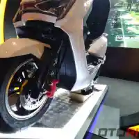 Galleri foto GALERI: United TX3000, Motor Listrik Segala Medan