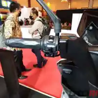 Galleri foto GALERI: United TX3000, Motor Listrik Segala Medan