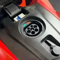 Galleri foto FOTO: United eMotor RX6000, Motor Listrik Dual Purpose dengan Charging SPKLU