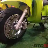 Galleri foto GALERI: Uwinfly T3, Motor Listrik Mirip Vespa Harga Rp 10 Jutaan