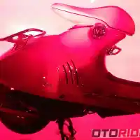 Galleri foto Detail Vespa 946 RED (Foto dan Video) Galleri foto Detail Vespa 946 RED (Foto dan Video)