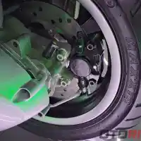 Galleri foto GALERI: Vespa GTS Super Tech 300 2023, Banyak Detail dan Fitur Baru