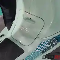 Galleri foto GALERI: Vespa LX 125 i-get Batik Special Edition, Dijual Terbatas!