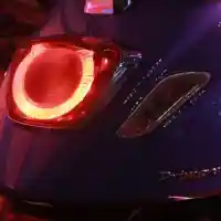 Galleri foto Inilah Tampilan Vespa Primavera 50th Anniversary Diambil Dari Berbagai Sisi, Jadi Mau Ngopi