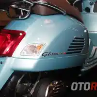 Galleri foto Galeri: Vespa Settantesimo Edisi 70 Th 