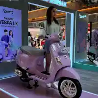 Galleri foto FOTO: Vespa LX 150 Tampil dengan Desain Elegan dan Teknologi Modern Galleri foto FOTO: Vespa LX 150 Tampil dengan Desain Elegan dan Teknologi Modern