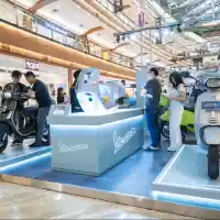 Galleri foto FOTO: Vespa Sprint Tech, Perpaduan Elegan dan Inovatif Galleri foto FOTO: Vespa Sprint Tech, Perpaduan Elegan dan Inovatif