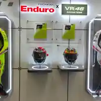 Galleri foto FOTO: Intip Detail Baju Balap Pertamina Enduro VR46 MotoGP