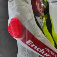 Galleri foto FOTO: Intip Detail Baju Balap Pertamina Enduro VR46 MotoGP
