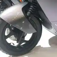 Galleri foto GALERI: Melihat Lebih Detail Motor Listrik Yadea G6