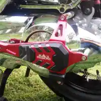 Galleri foto Modifikasi Yamaha Aerox VVA 155 Plug And Play Ala Gadis Cantik