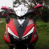 Galleri foto Modifikasi Yamaha Aerox VVA 155 Plug And Play Ala Gadis Cantik