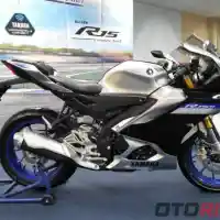 Galleri foto GALERI: Yamaha All New R15 Connected dan R15M Connected-ABS