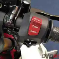 Galleri foto GALERI: Yamaha All New R15 Connected dan R15M Connected-ABS