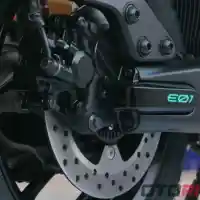 Galleri foto GALERI: Motor Listrik Bergaya Skutik Maxi, Yamaha E01