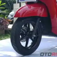 Galleri foto GALERI: Skutik Bergaya Eropa Yamaha Fazzio Hybrid Connected