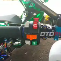 Galleri foto Yamaha QBix Sempat Hebohkan Masyarakat Indonesia, Modifikasinya Justru Terlihat Di Cengkareng Galleri foto Yamaha QBix Sempat Hebohkan Masyarakat Indonesia, Modifikasinya Justru Terlihat Di Cengkareng