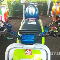 Galleri foto Yamaha QBix Sempat Hebohkan Masyarakat Indonesia, Modifikasinya Justru Terlihat Di Cengkareng Galleri foto Yamaha QBix Sempat Hebohkan Masyarakat Indonesia, Modifikasinya Justru Terlihat Di Cengkareng