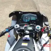 Galleri foto Modifikasi Yamaha R25 Tampil Gahar Di Sirkuit Balap, Habiskan Biaya Rp 50 Juta!