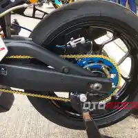 Galleri foto Modifikasi Yamaha R25 Tampil Gahar Di Sirkuit Balap, Habiskan Biaya Rp 50 Juta!