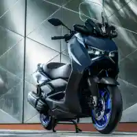 Galleri foto GALERI: Yamaha XMAX 2023, Perpaduan Desain Agresif dan Fitur Modern