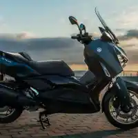 Galleri foto GALERI: Yamaha XMAX 2023, Perpaduan Desain Agresif dan Fitur Modern