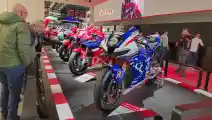 FOTO: Motor Balap Dunia Bertebaran di EICMA 2025, Apa Saja?